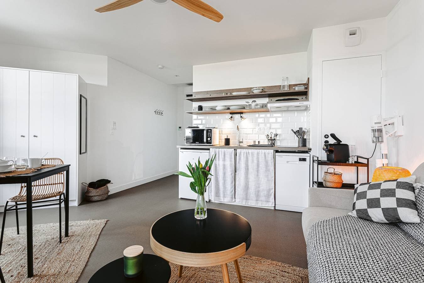 Foto 6 von 17: Studio Le Phare – Meerblick, private Terrasse & WLAN