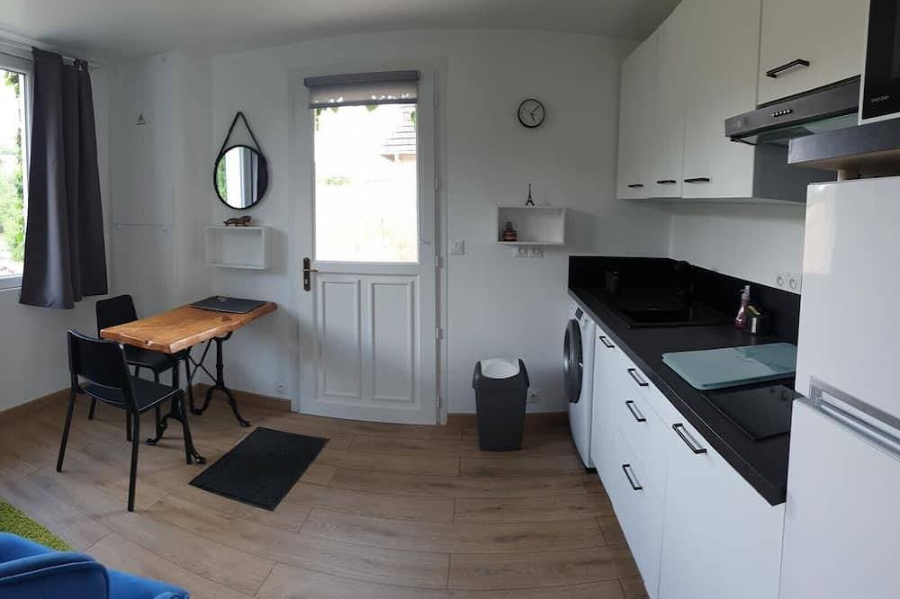 Foto 13 von 20: The Maison en Feuilles: a charming retreat with garden, terrace, perfect for 2