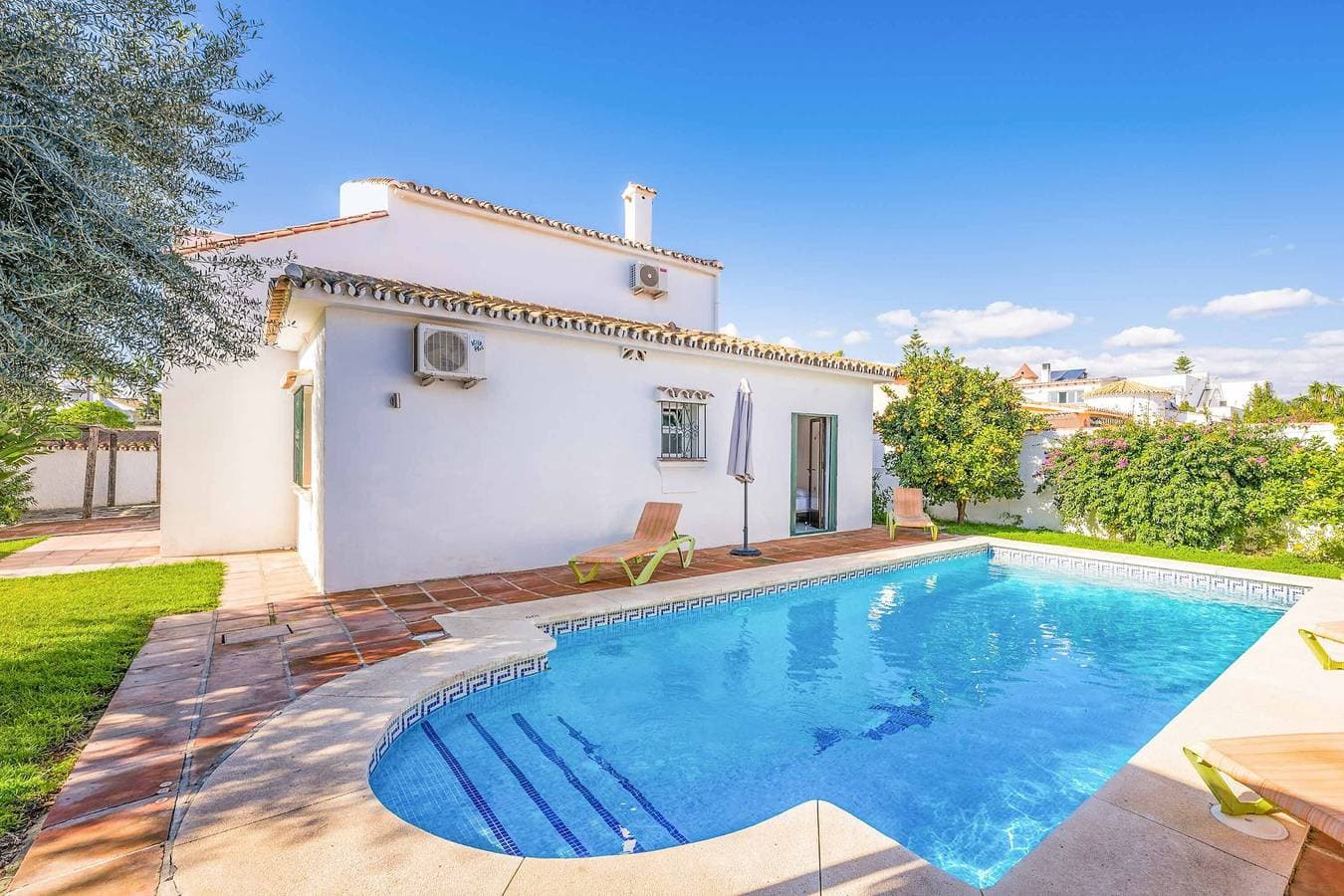 Villa 1