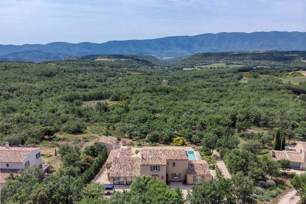 Foto 11 von 30: Beautiful Provencal Bastide - panoramic view of the Luberon - heated pool
