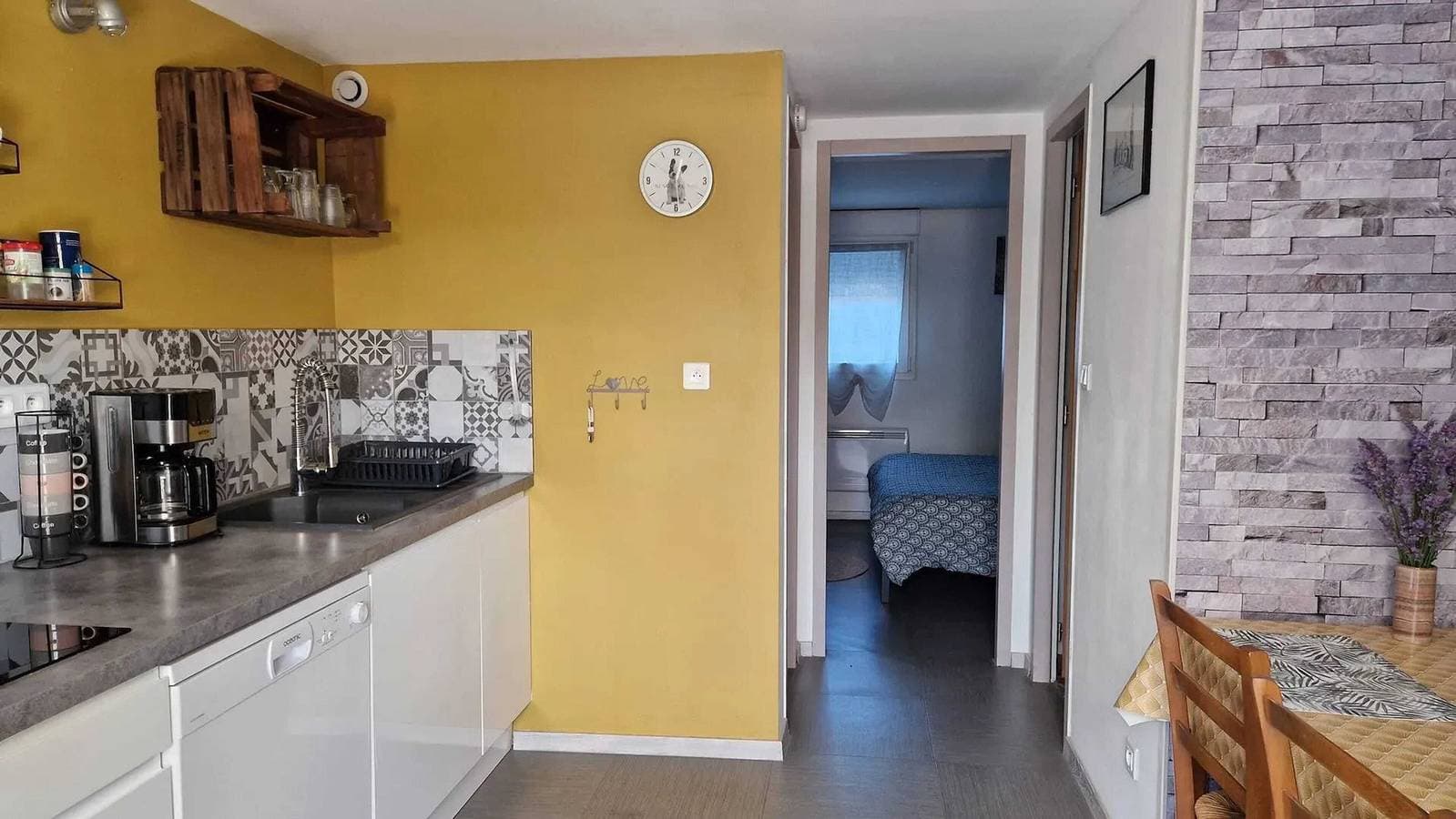 Foto 9 von 44: Gemütliches Haus nahe Pierrelatte - 40 m² mit Garten