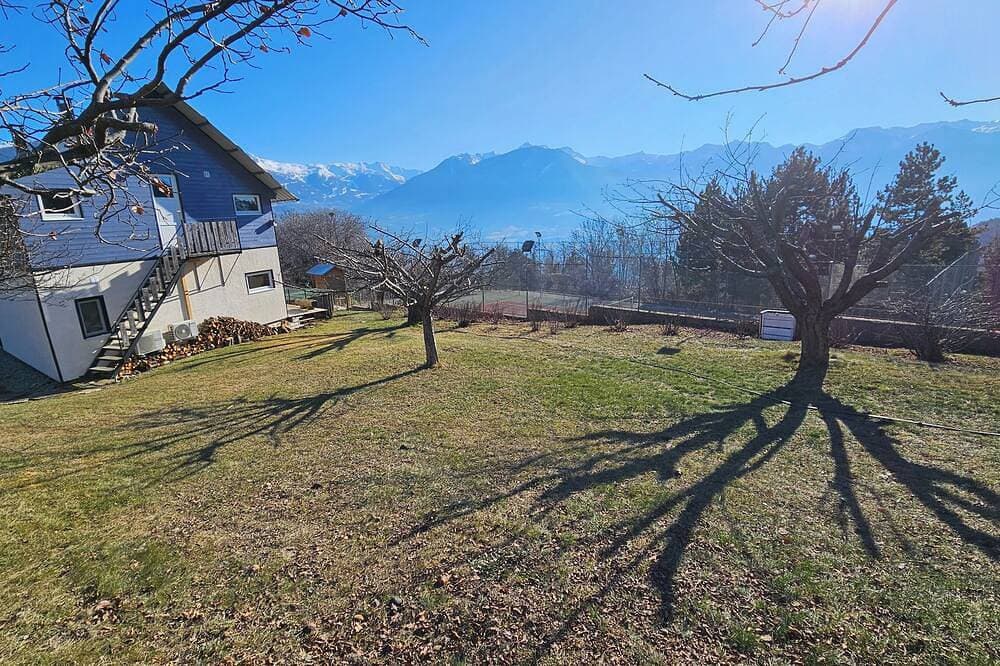 Foto 9 von 25: Embrun Apartment Typ 3 Mansardé, Private Tennis in einem Park von 2 Hektar