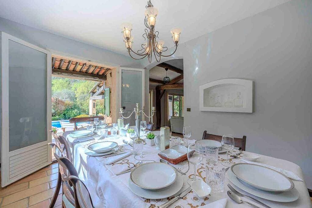 Foto 8 von 20: Provencal Opio Villa with Pool