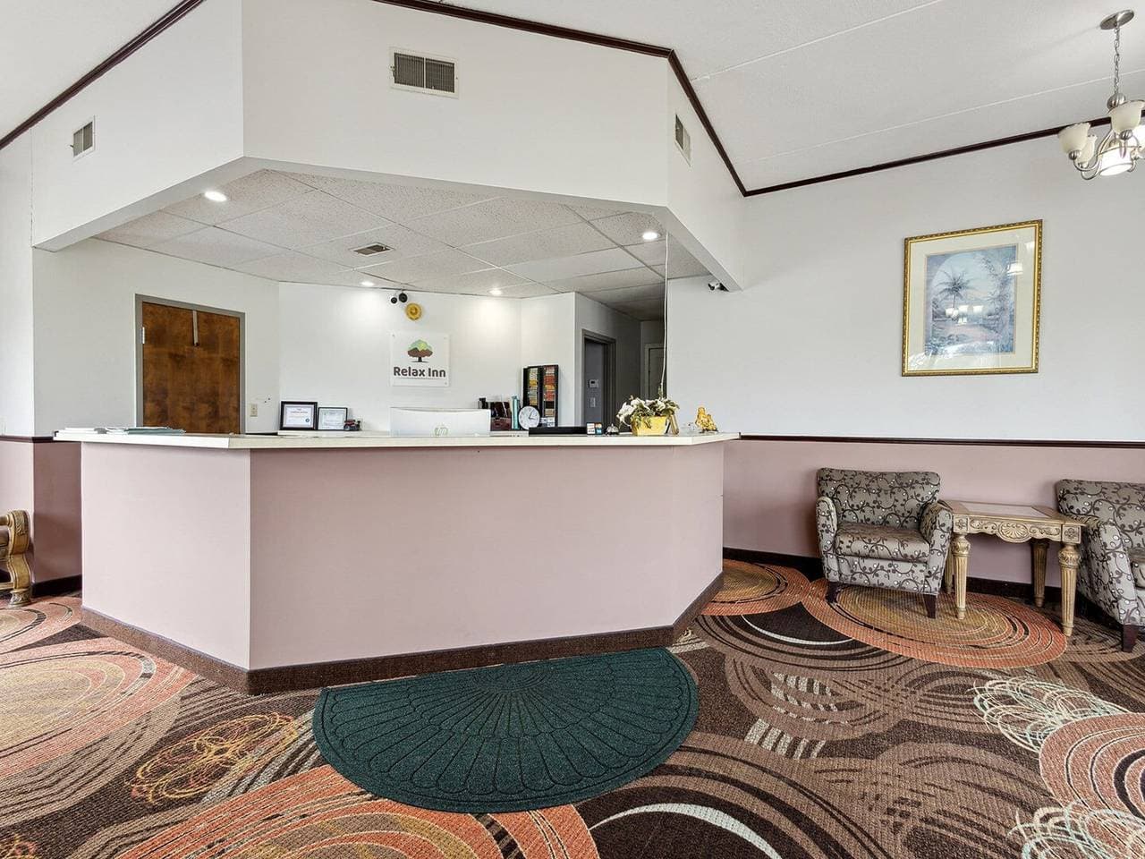 Foto 7 von 27: Greeneville, Tennessee | Kingsize-Bett | Rauchen