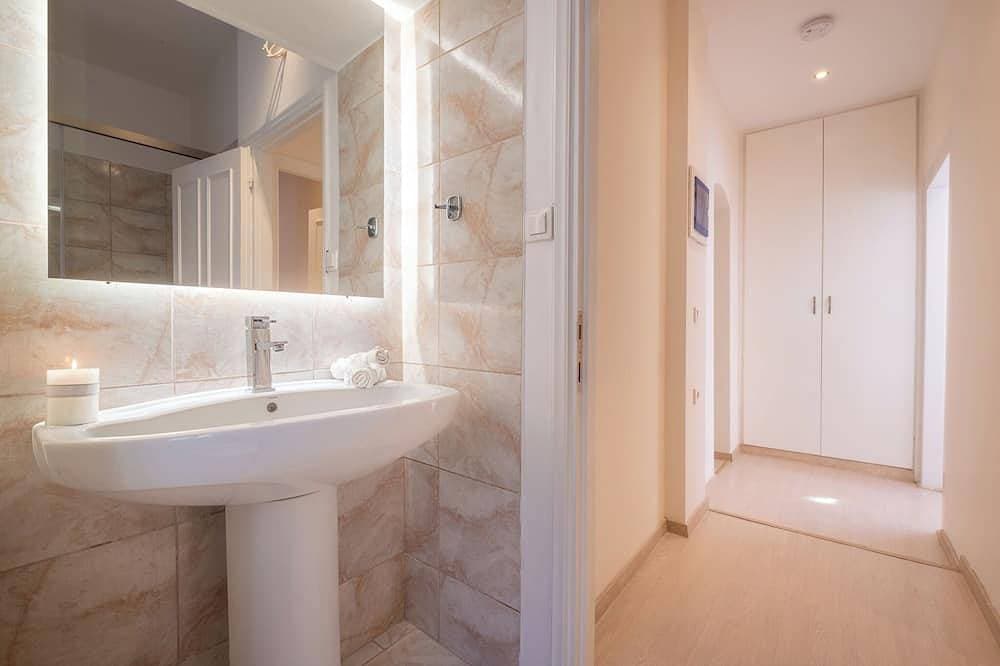 Foto 5 von 23: Guilford Elegance | Corfu Old  town Apartment | fast WiFi