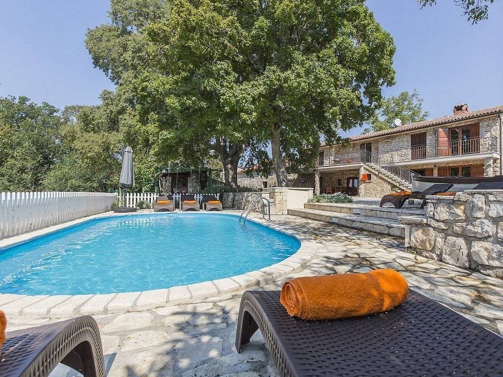 Foto 11 von 55: Ferienhaus in Labin mit Schwimmbecken