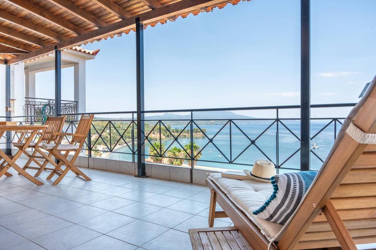 AQUA Apartment 1