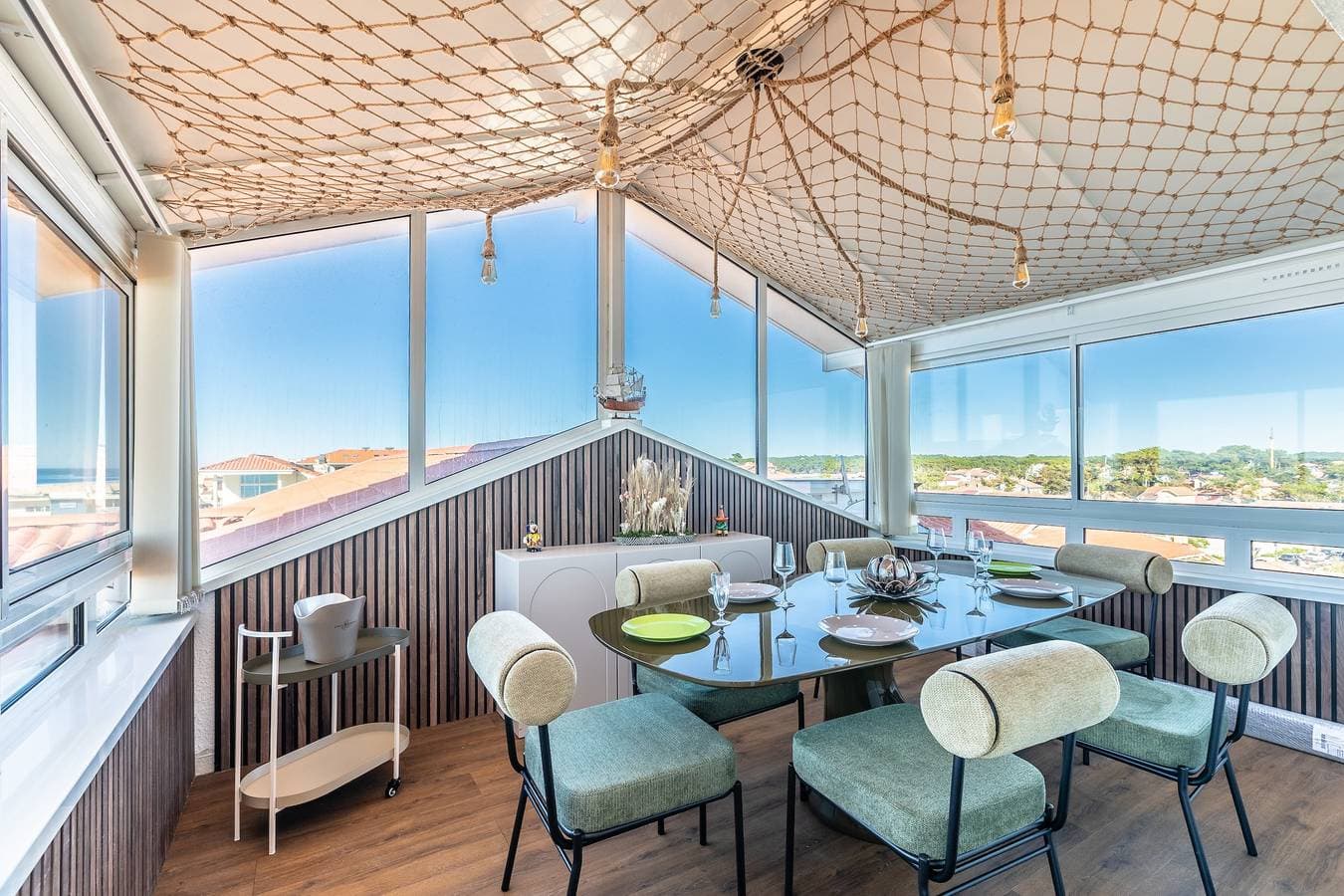 Foto 2 von 23: Ferienwohnung für 4 Personen mit Terrasse