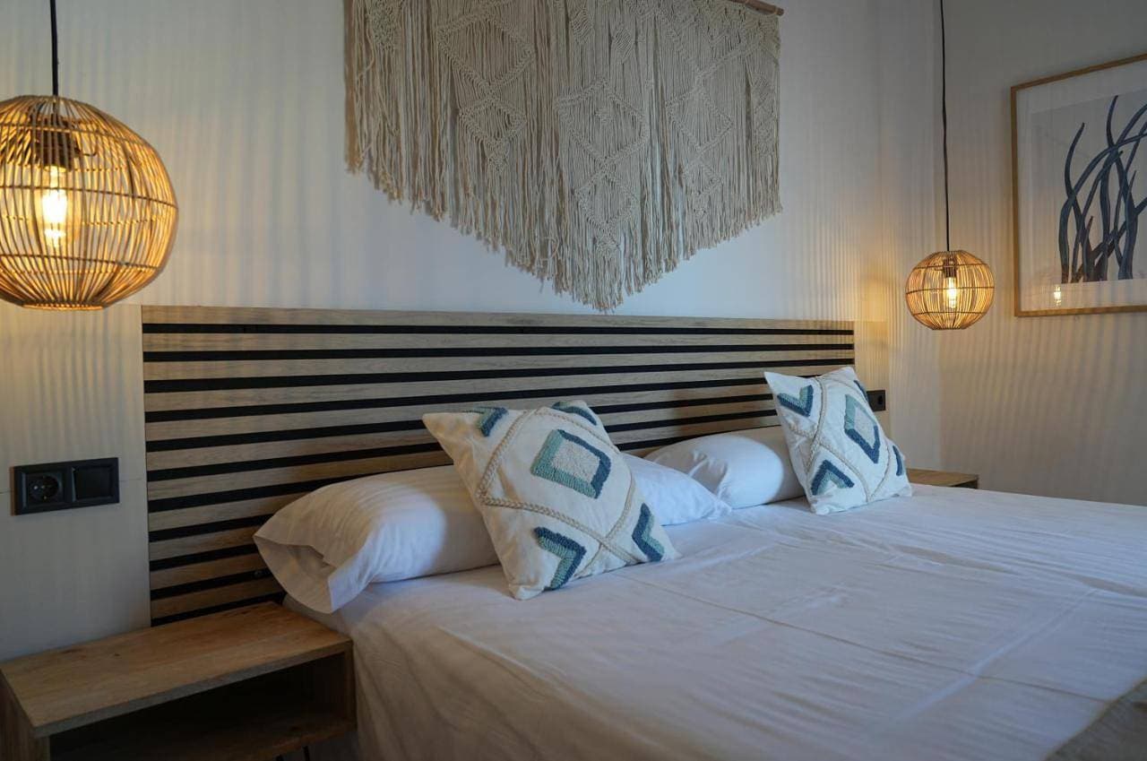 Foto 4 von 34: One-Bedroom Apartment with Balcony and Mountain View