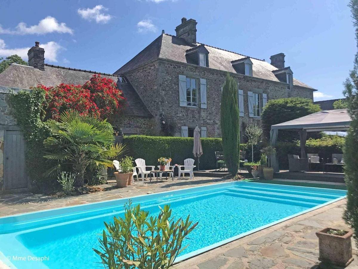 Gîte de charme avec piscine partagée et confort inclus - FR-1-497-199 1