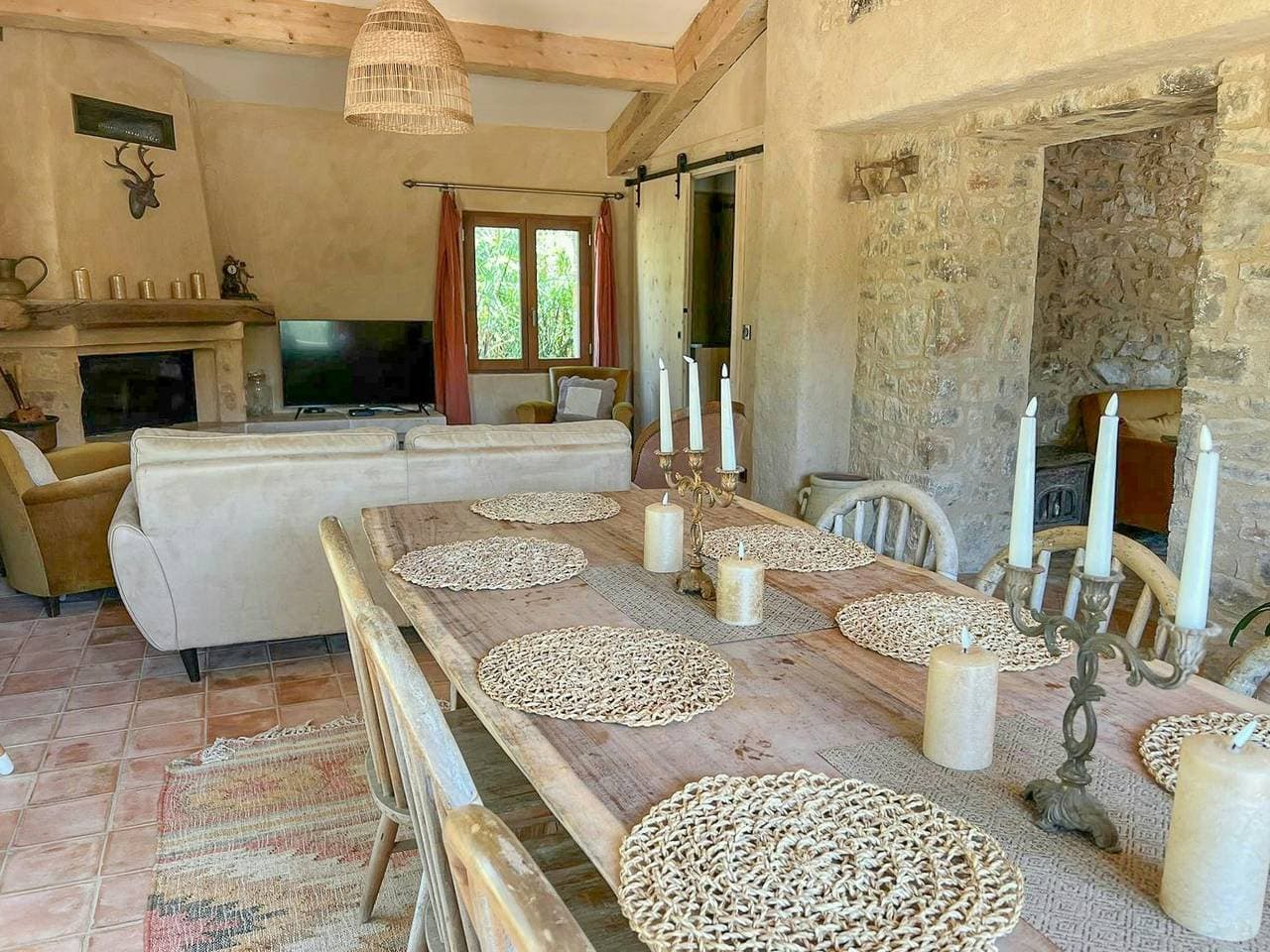 Foto 4 von 57: Historische Schafstallung im Herzen der Provence