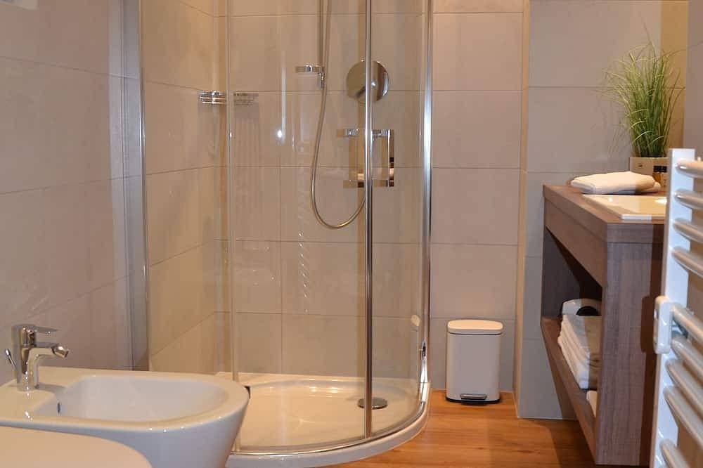 Foto 7 von 29: Exklusive Ferienwohnung  Mountain Lodge Style - 90 m²  Fläche - Free WIFI