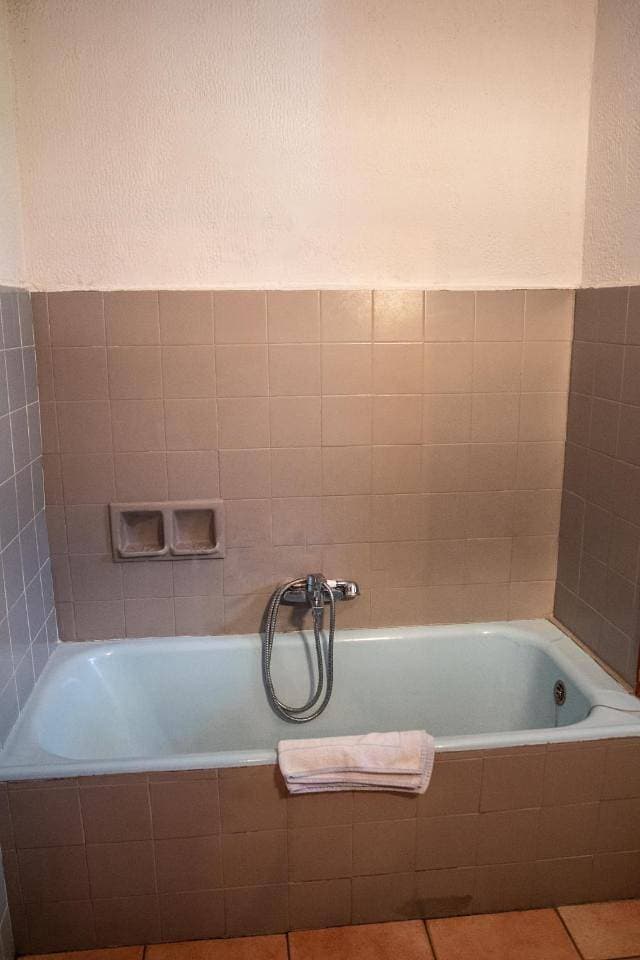 Foto 8 von 11: Triple Room with Bath