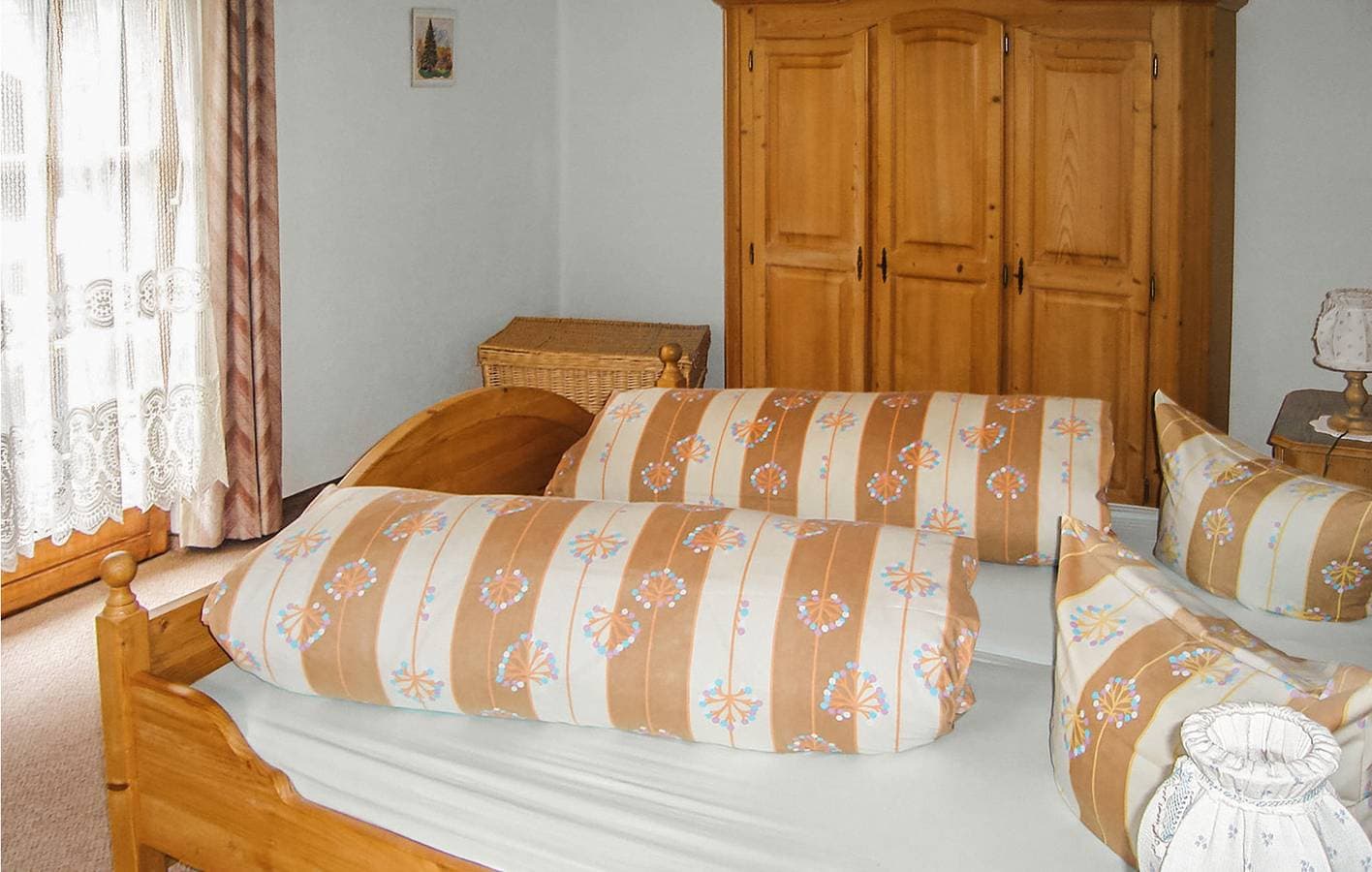 Foto 12 von 14: Wohnung mit Bergblick, Parkplatz und Terrasse