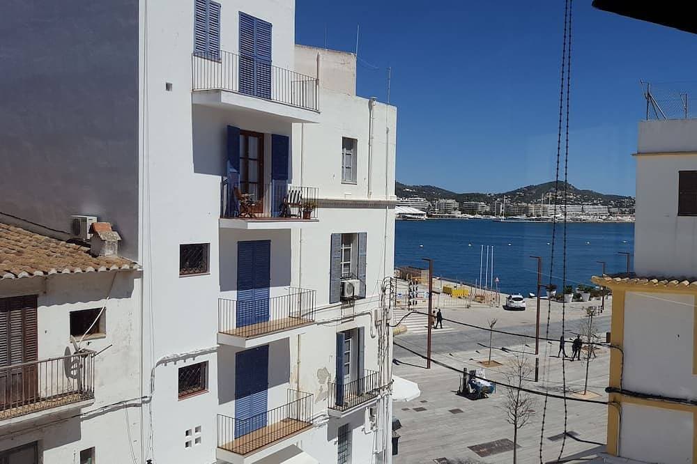Foto 13 von 24: Luxus-Penthouse im historischen Hafen von Ibiza