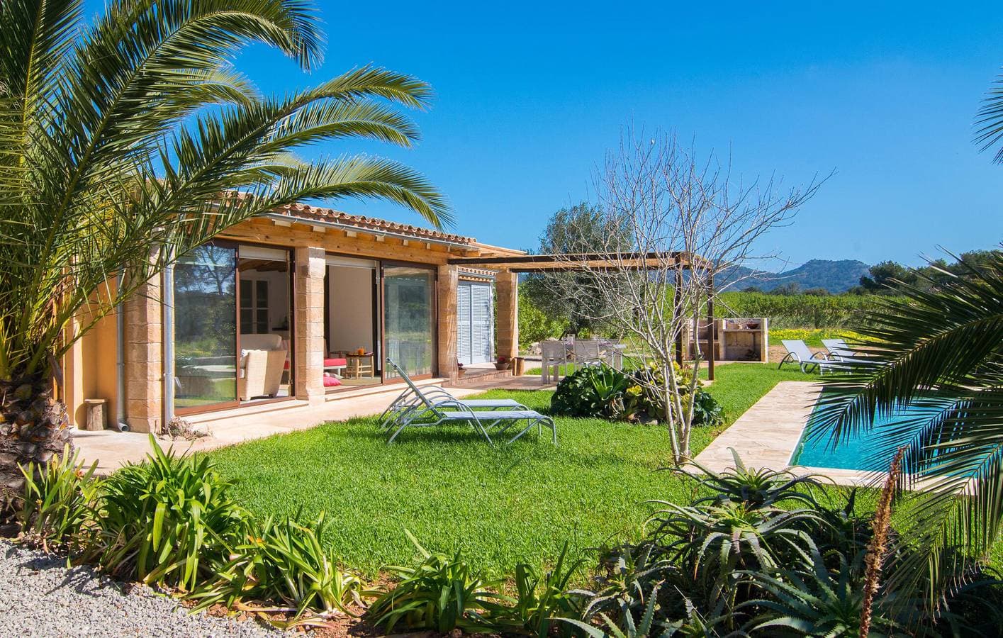 Foto 12 von 47: Appartement am Strand mit Pool und WiFi - 1,5km bis Sa Marjal