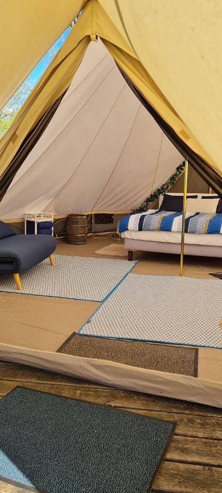 Foto 10 von 10: Tent