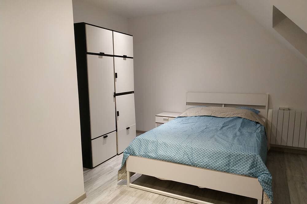 Foto 4 von 15: Haus 4 Schlafzimmer + Terrasse
