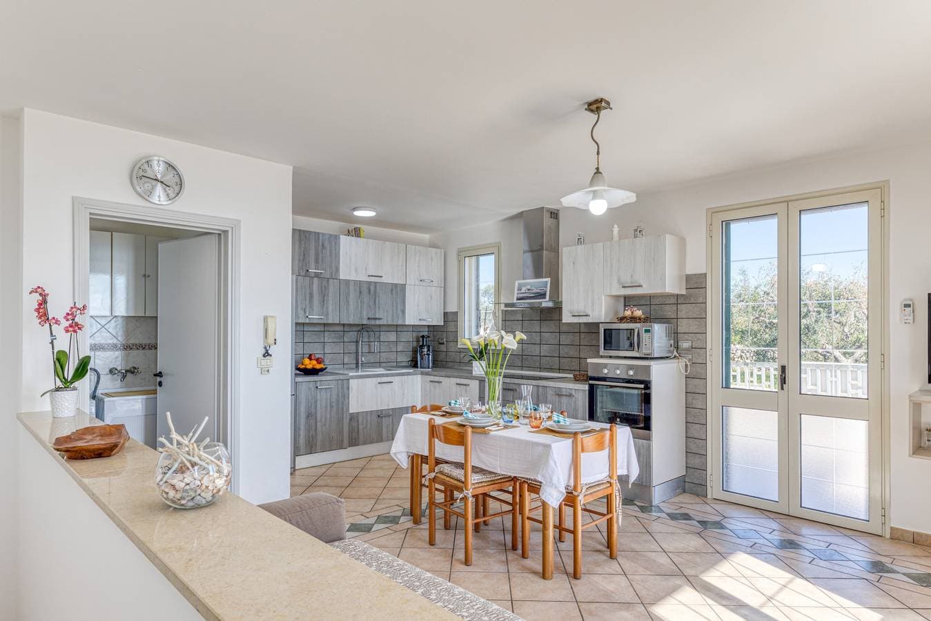 Foto 3 von 35: Ferienwohnung 'Villetta Del Cuore' mit Meerblick, WLAN und Klimaanlage