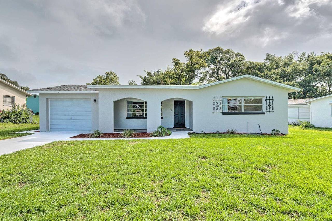 Contemporary Gem w/ Sun Room in Beverly Hills! 1