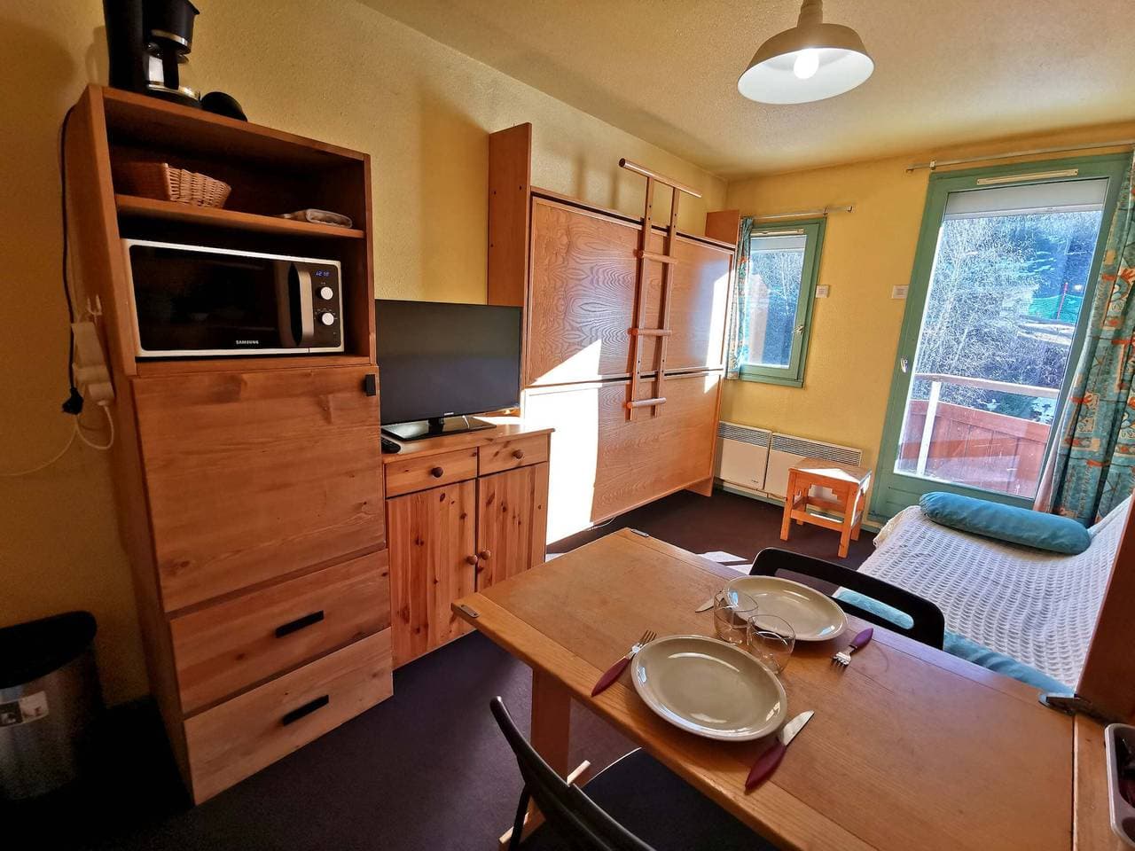 Studio an den Pisten mit Balkon und TV 1