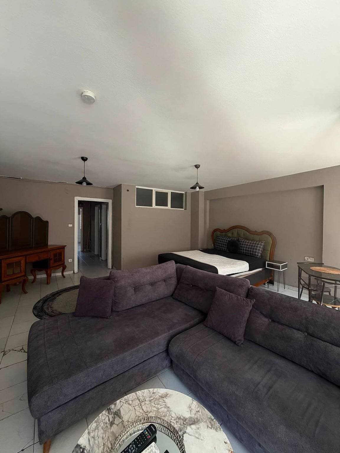 Wohnung mit einem Schlafzimmer im Zentrum von Pendik, Türkei 1