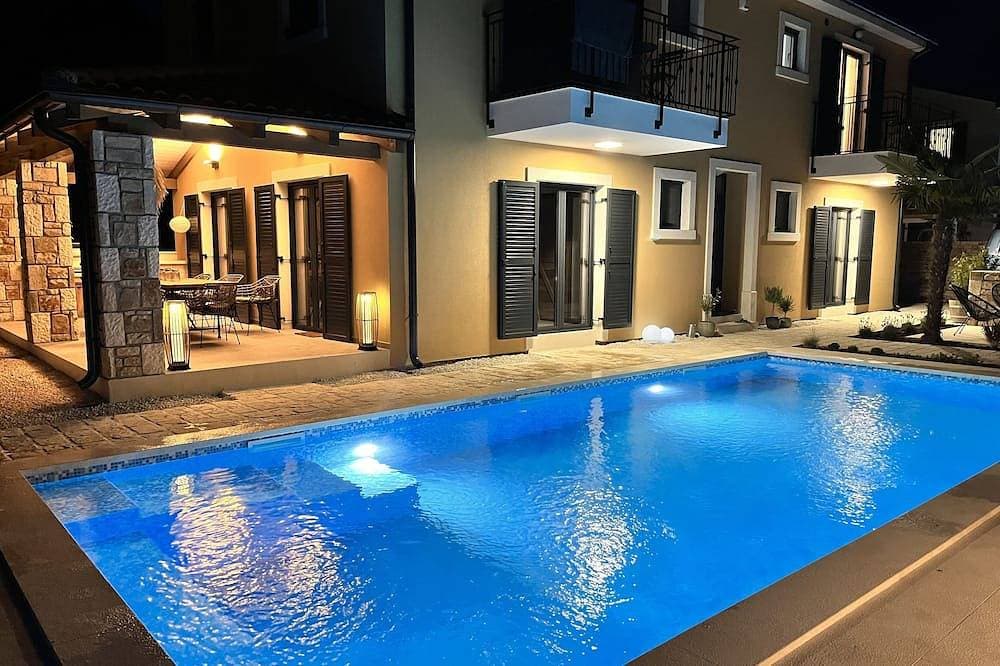 Villa Ohana - großer beheizter Pool, 4 Sz, 4 Bäder, Kroatien / Istrien 1