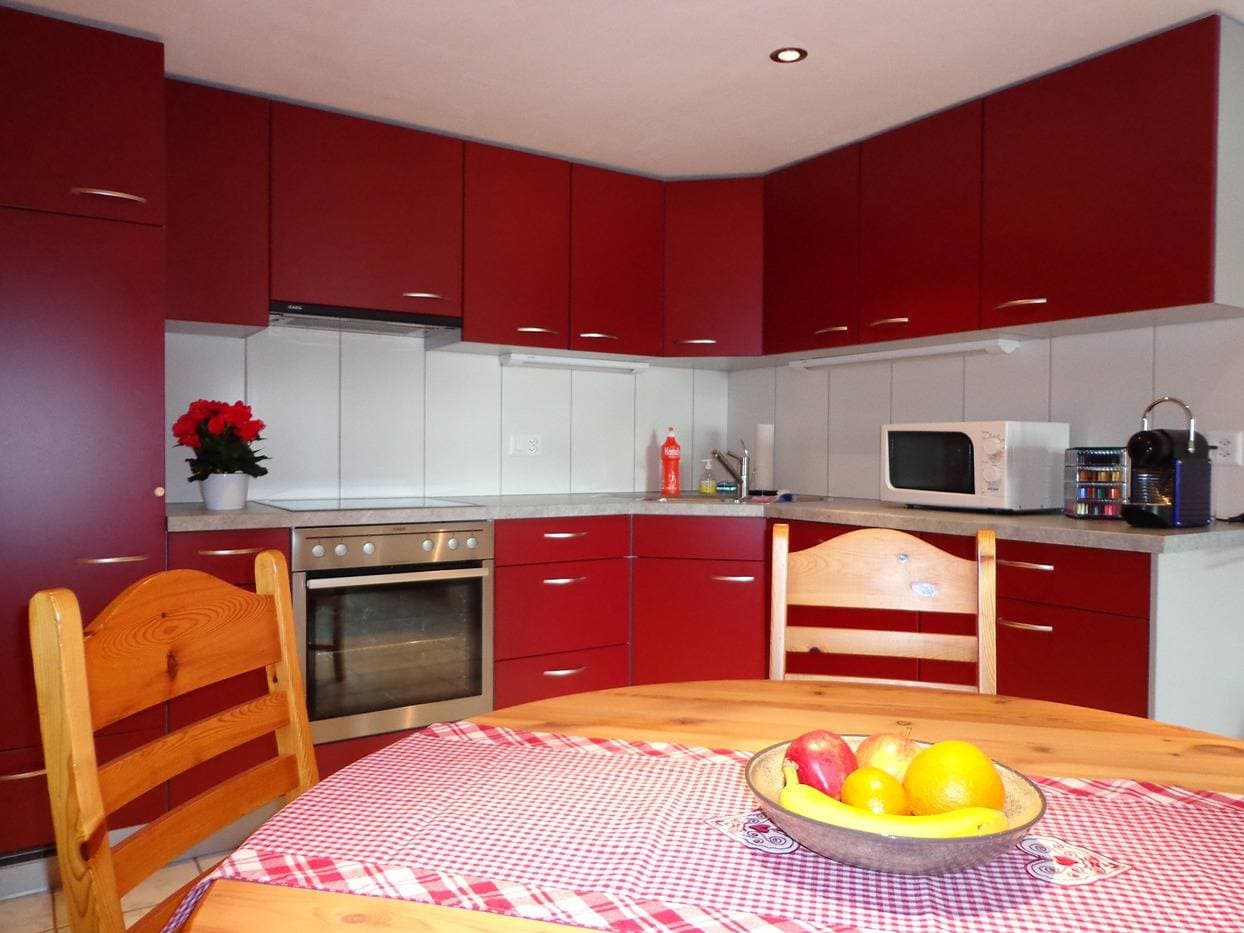 Foto 11 von 12: Ferienwohnung Gün Derungs, Safien-Platz - 3 Zimmer Ferienwohnung für max. 4 Pers.
