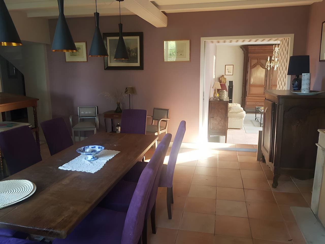 Foto 5 von 17: Gästezimmer De La Vaine mit privater Terrasse, Garten und WLAN