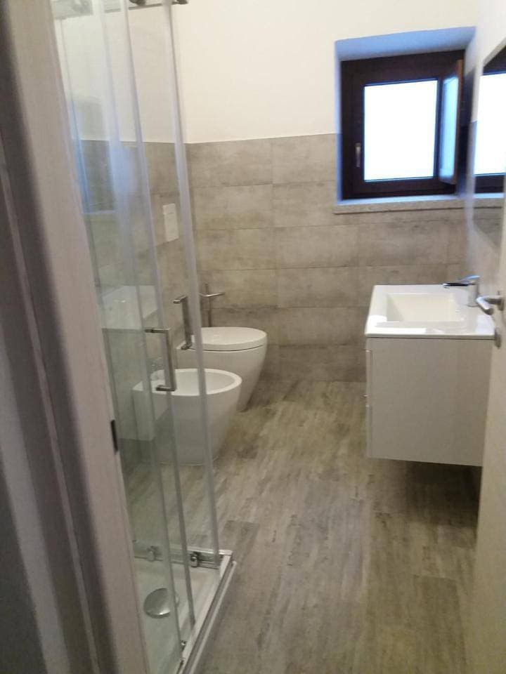 Foto 6 von 9: Twin Room with Private External Bathroom