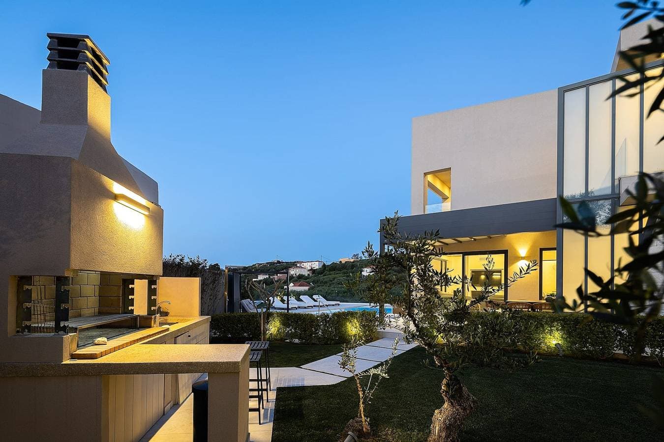 Foto 12 von 72: Villa für 8 Personen mit Terrasse