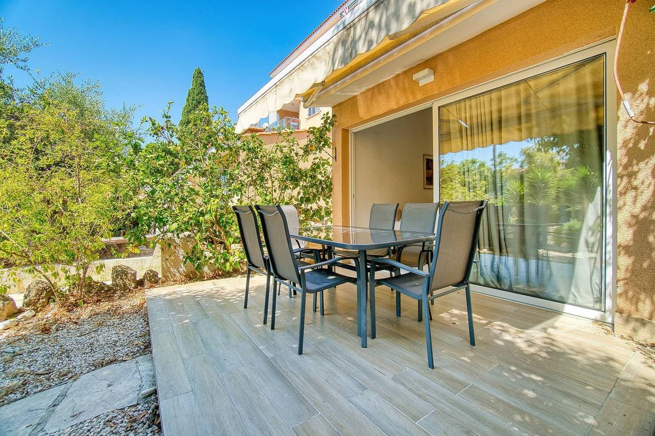Foto 13 von 17: Ferienwohnung für 4 Personen mit Garten