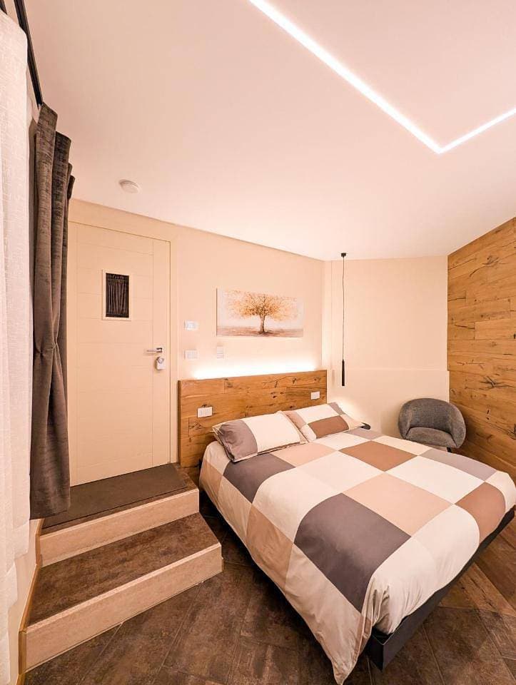 Foto 6 von 28: Double Room with Private Bathroom