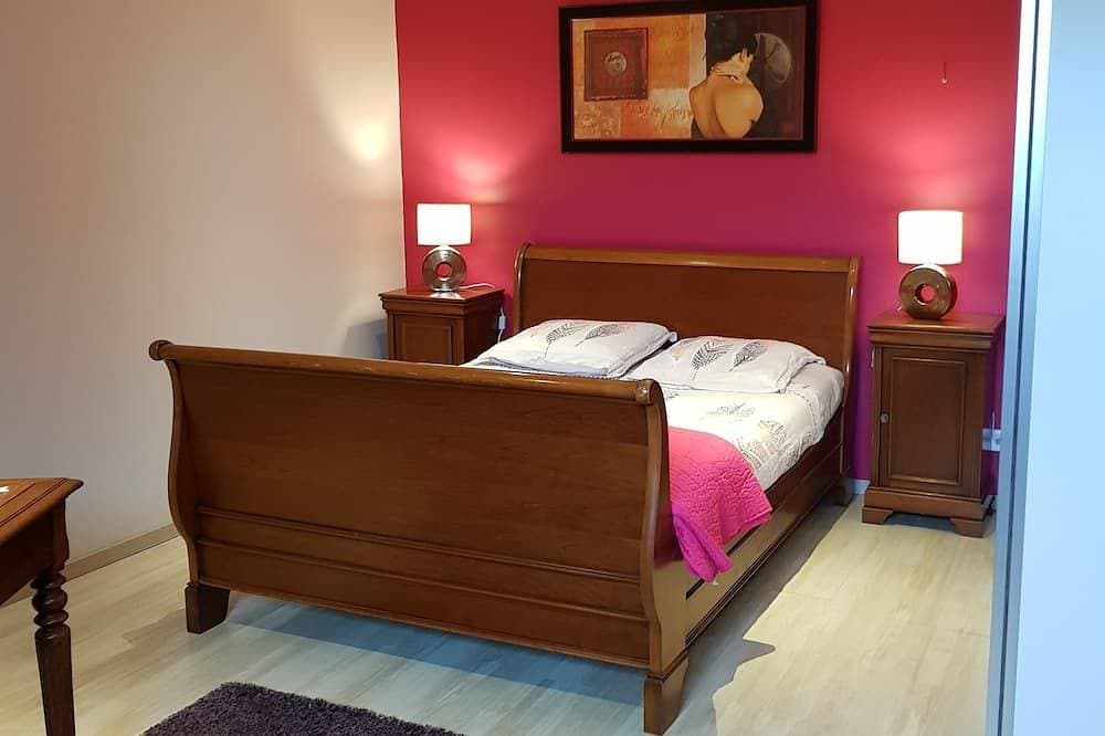 Foto 4 von 30: 5 ***** Hotel Sehr geräumiges, beheiztes Hallenbad und Sauna