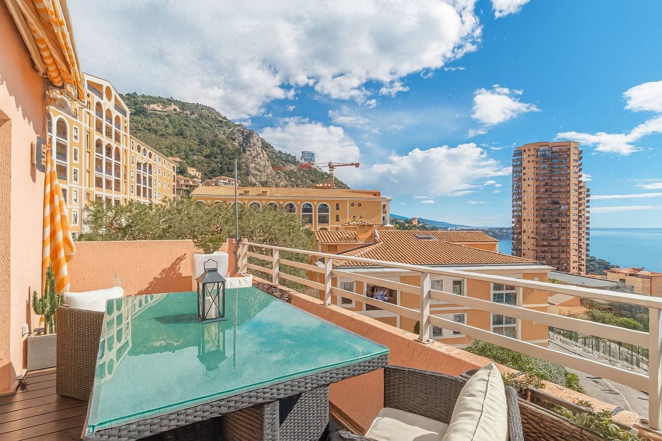 Foto 9 von 16: Stunning Renovated 1-Bedroom Breathtaking View