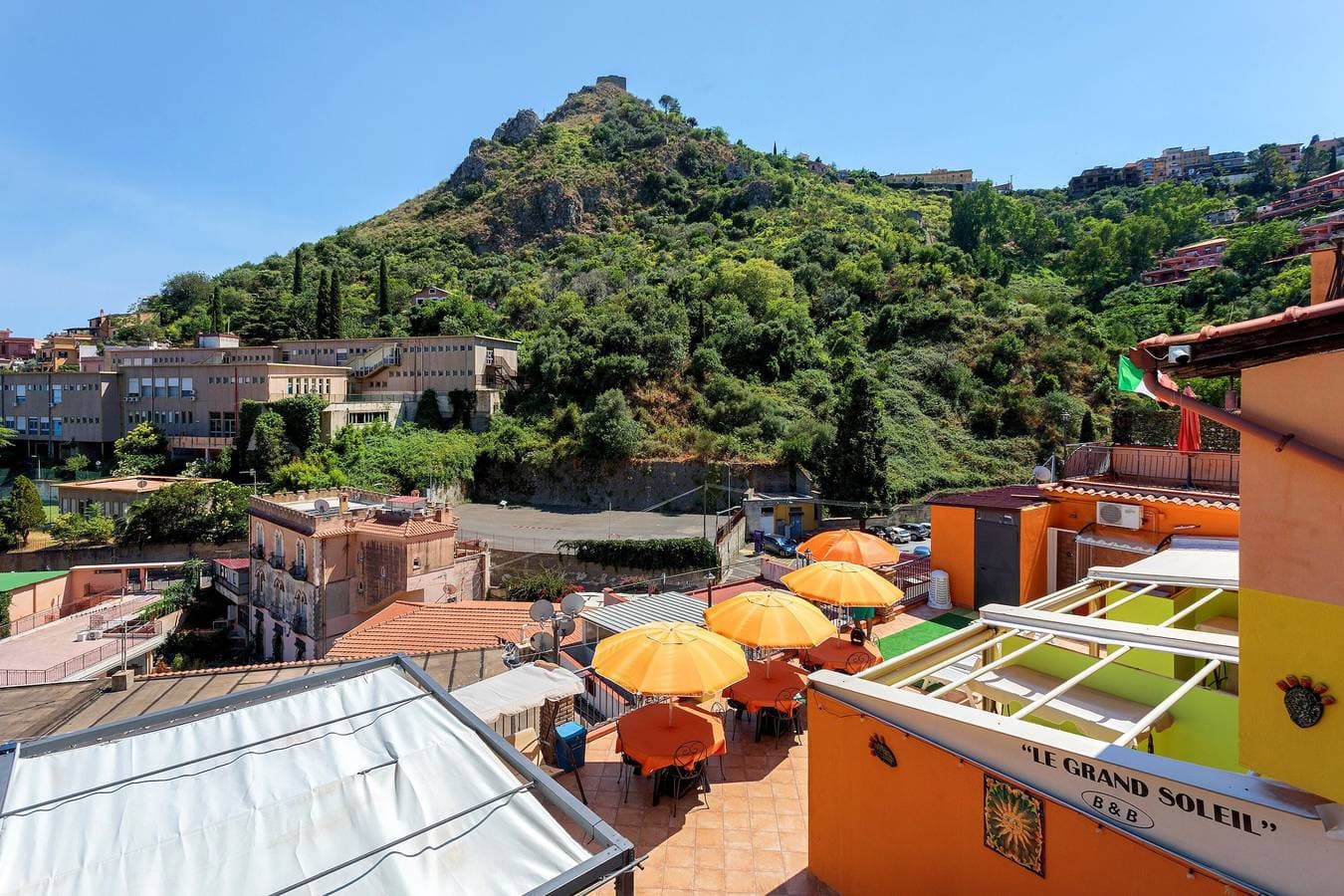 Foto 7 von 36: Studio 'Le Grand Soleil - Selene' mit Meerblick, WLAN und Klimaanlage