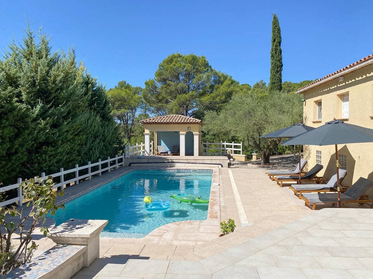 Foto 6 von 31: Schöne Villa mit Privatpool und dorfnah gelegen