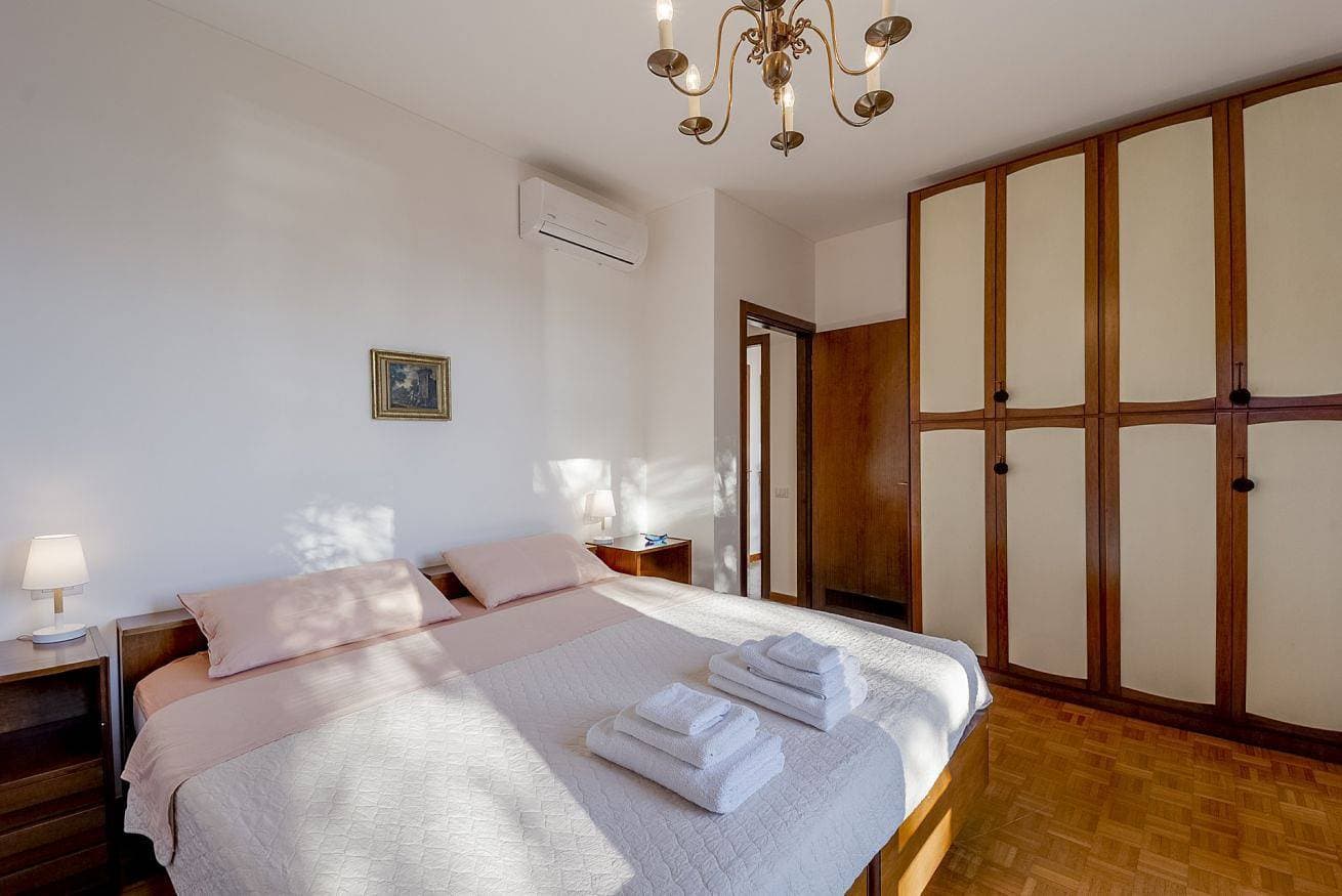 Foto 3 von 31: Ferienwohnung für 4 Personen mit Balkon/Terrasse