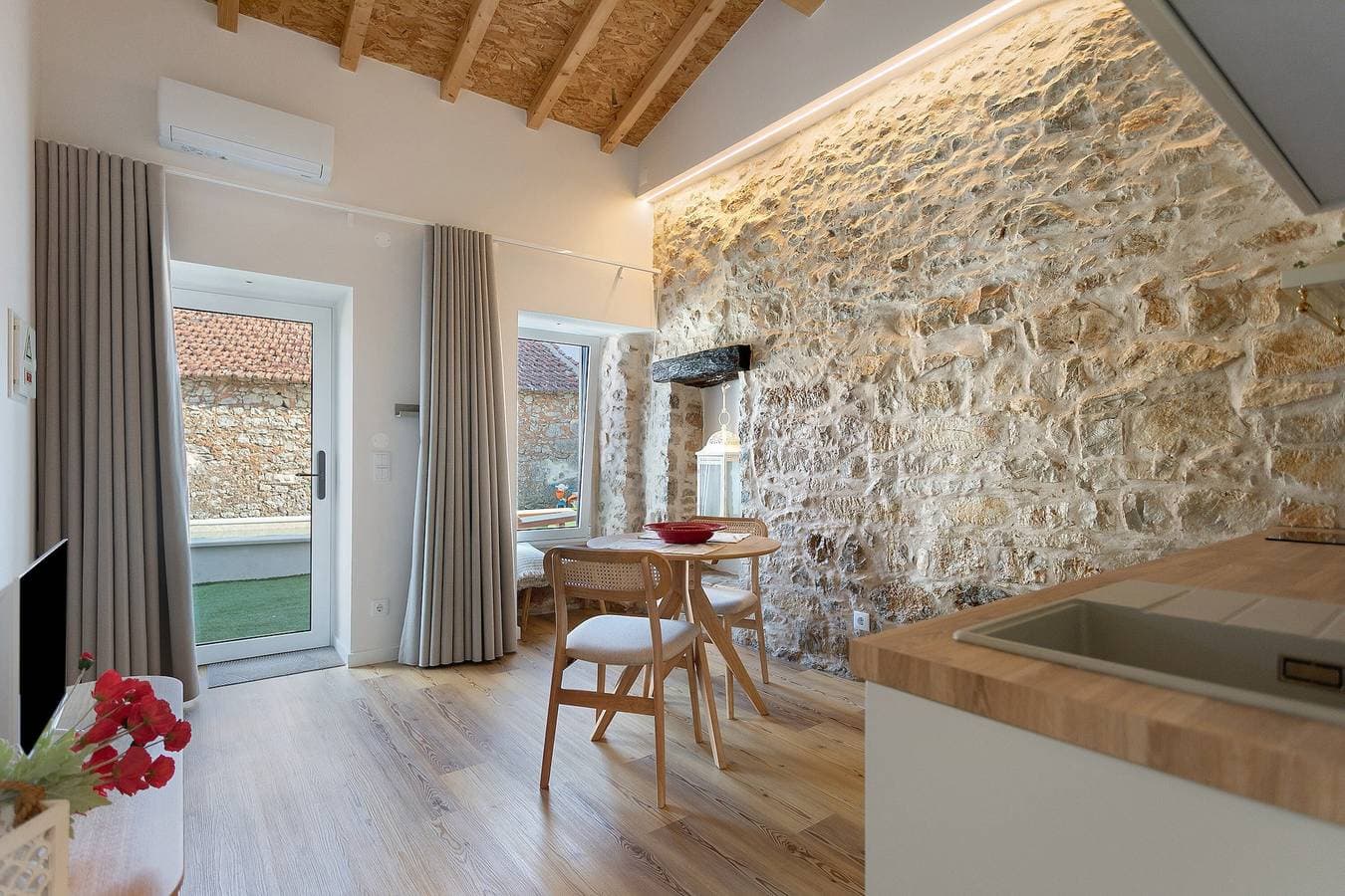 Foto 2 von 20: Vila Santa Luzia 4 mit Gemeinschaftspool, WLAN und Klimaanlage