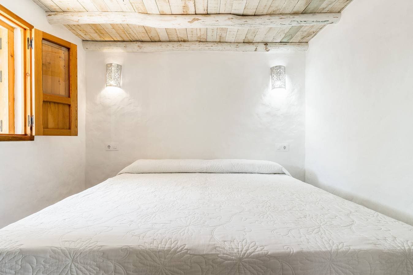 Foto 13 von 26: Studio „Casita Estudio El Castaño“ mit privatem Pool, Terrasse und WLAN