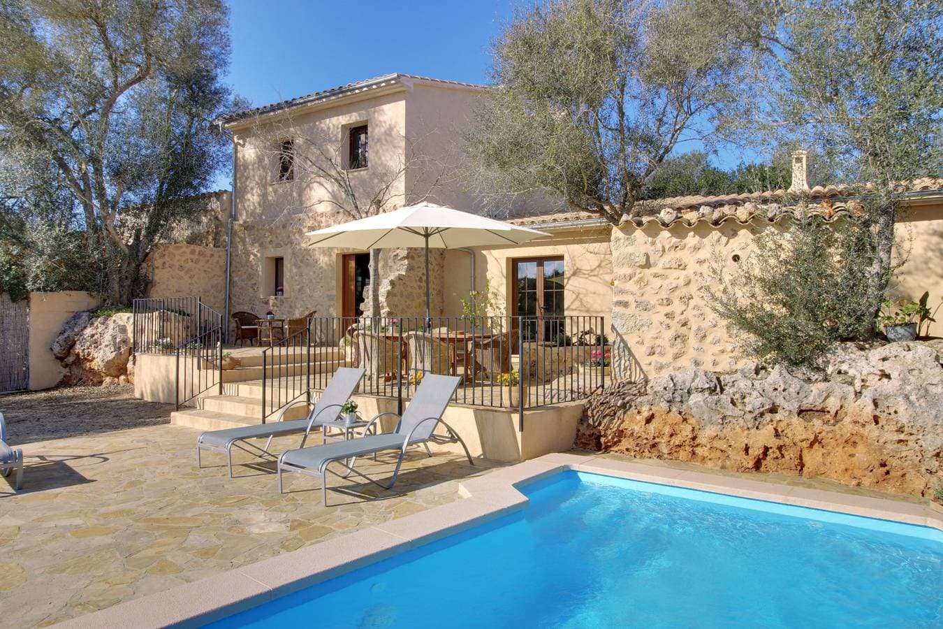Foto 2 von 26: Villa für 5 Personen mit Garten