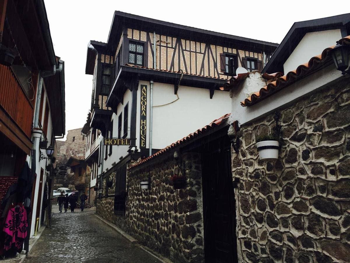Foto 9 von 63: Angora House Hotel