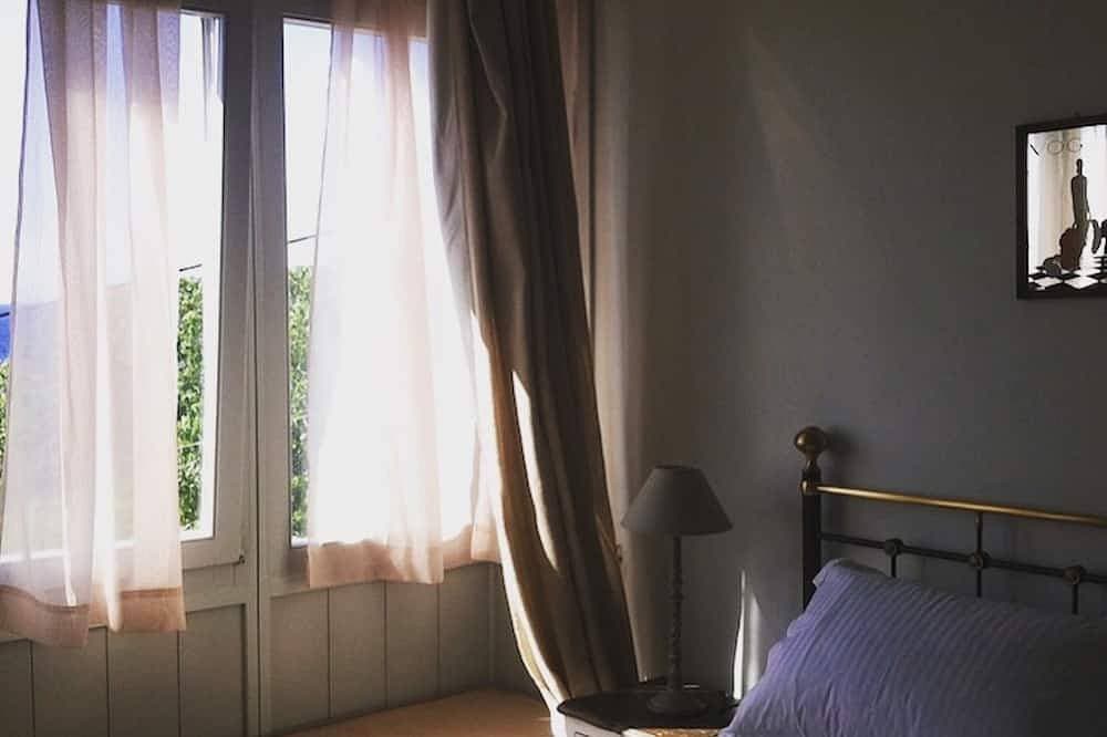 Foto 9 von 21: Ein geräumiges 2-Level-2-Schlafzimmer Ort-Home mit herrlichem Blick auf das Ägäische Meer