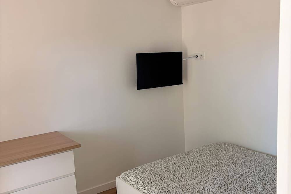 Foto 5 von 21: La Garde, Refurbished - ideal location, sleeps 8