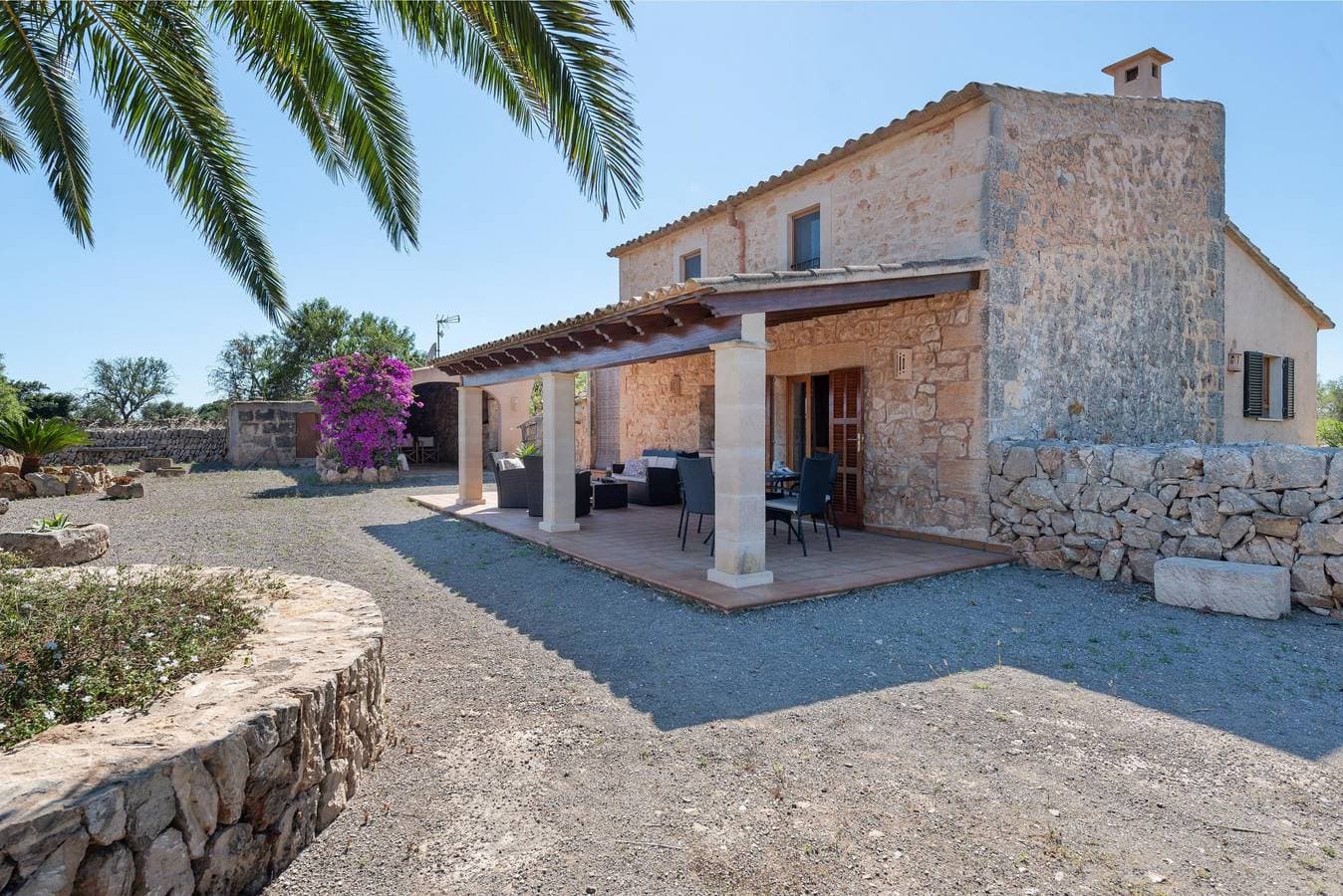 Foto 3 von 47: Can Miquel - Gepflegtes Landhaus mit privatem, erhöhten Pool in der Nähe eines paradiesischen Strandes. WiFi gratis
