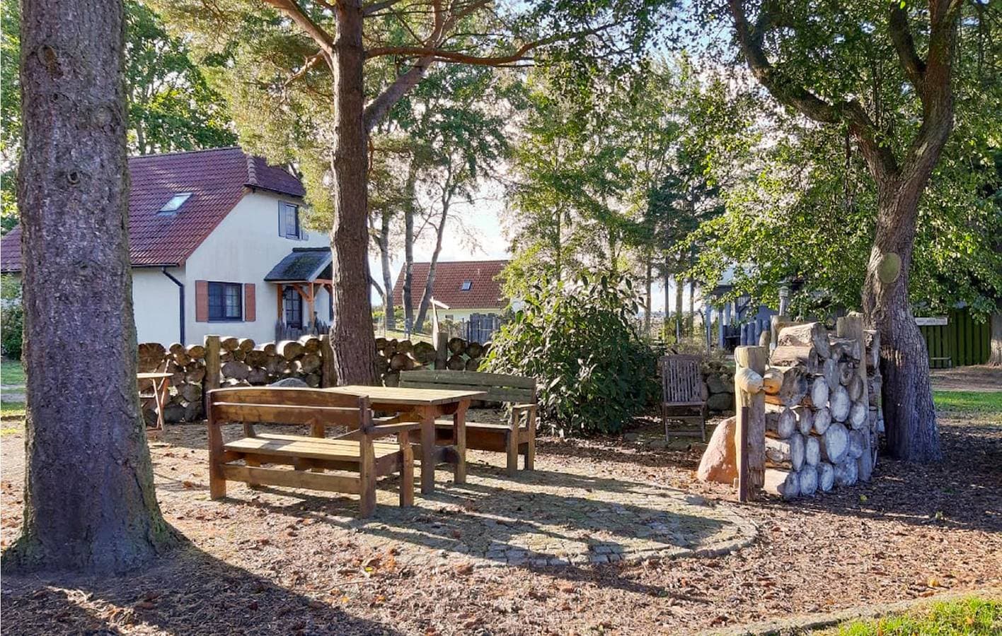 Foto 8 von 17: Gemütliches Appartement mit Terrasse und Parkplatz, in Küstennähe