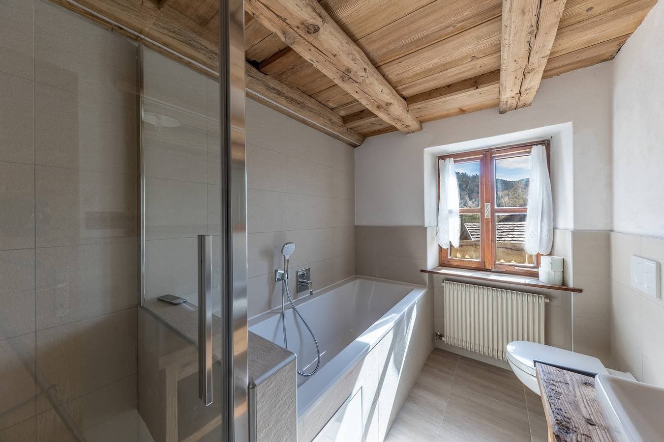 Foto 8 von 23: Ferienwohnung "Malgorerhof Mathilde" mit Bergblick, WLAN und Balkon
