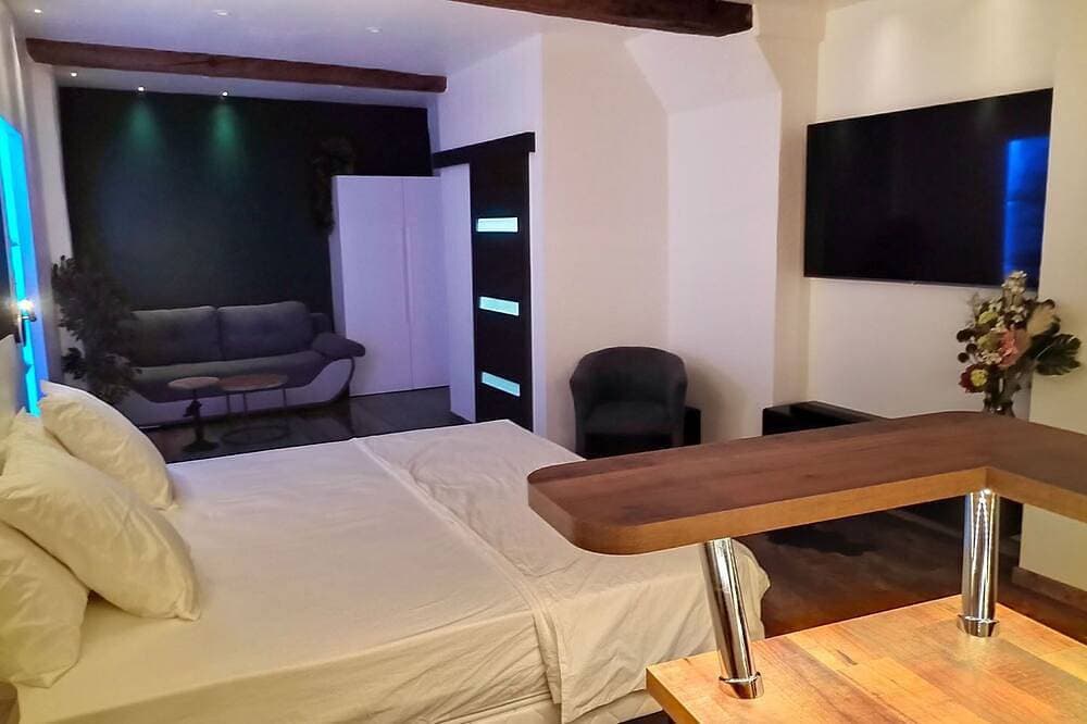 Foto 7 von 17: L'essens Fayence... Suite Avec vue Imprenable