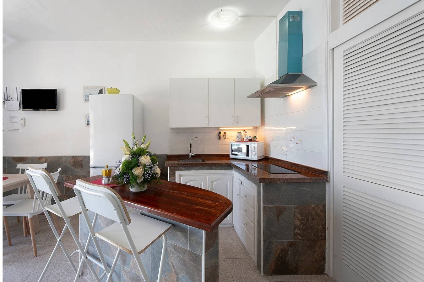 Foto 5 von 29: Apartment 'Playa Azul - 2' mit Meerblick, WLAN und Klimaanlage