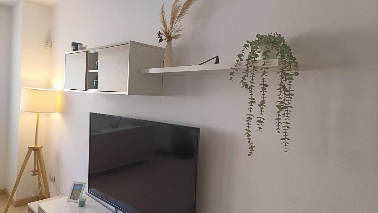 Foto 13 von 45: Two-Bedroom Apartment